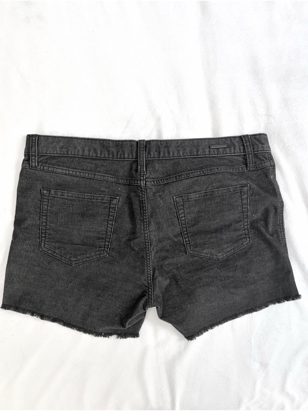 Carve Designs Oahu Organic Cotton Charcoal Gray Corduroy Cutoff Shorts Sz 10 - Picture 5 of 7